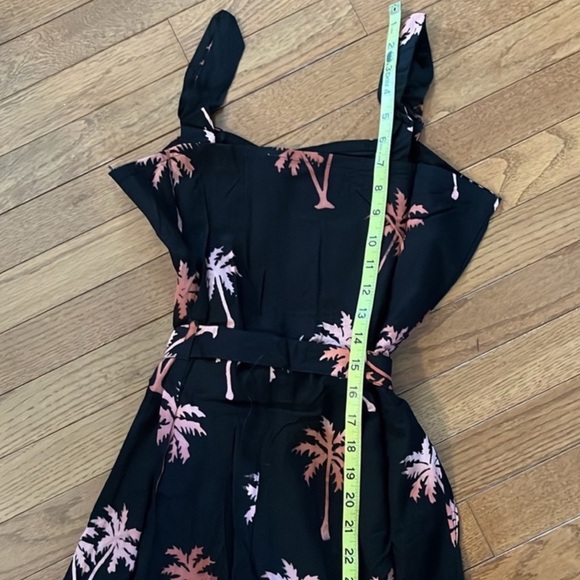 NWT Modcloth x Sugarhill Feeling the Breeze Black Palm Jumpsuit - Picture 9 of 14
